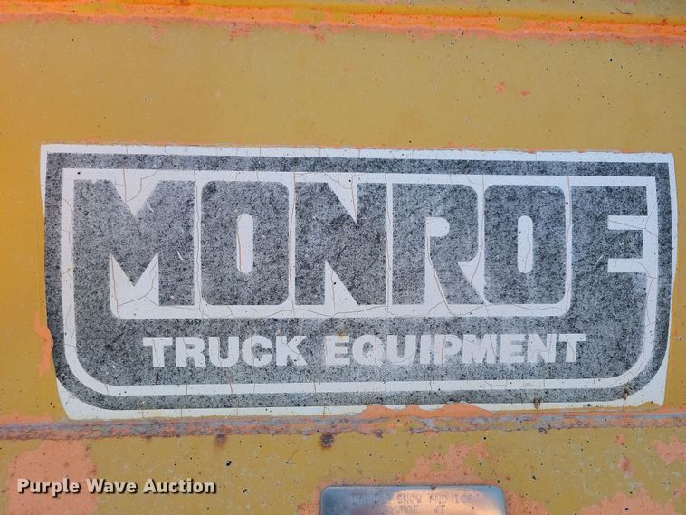 image for item OH9482 1998 International  4800 dump truck