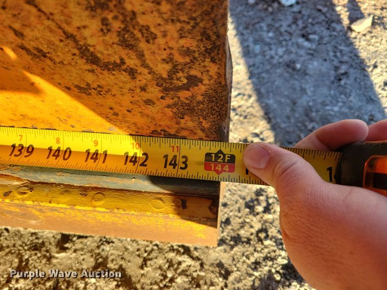 image for item OH9482 1998 International  4800 dump truck