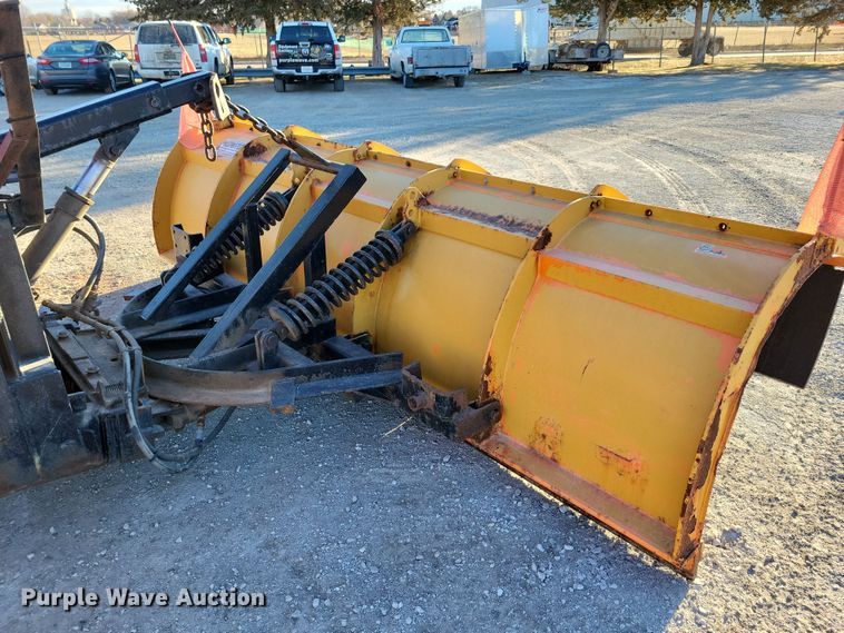 image for item OH9482 1998 International  4800 dump truck