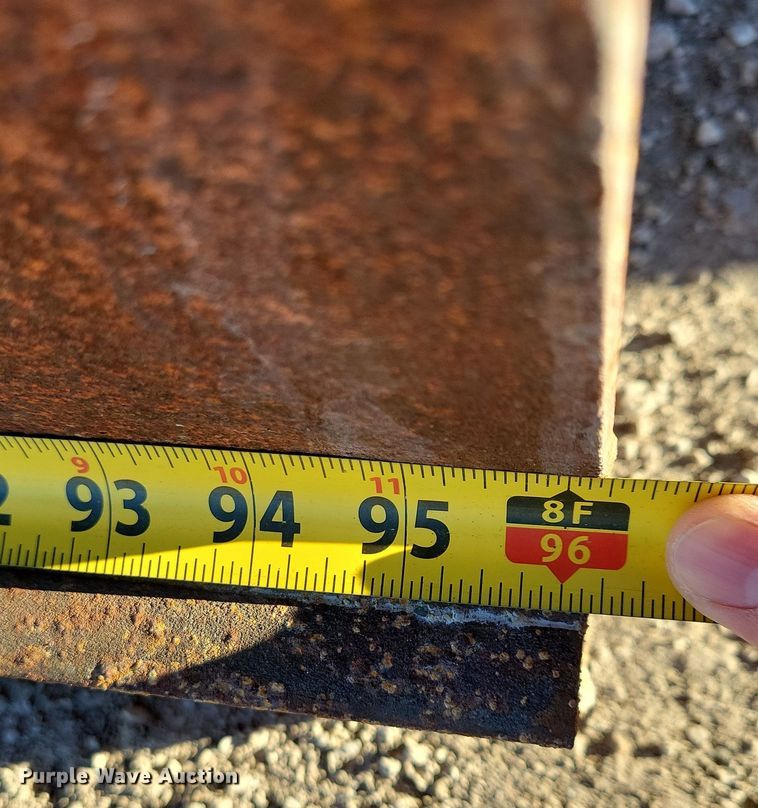 image for item OH9482 1998 International  4800 dump truck