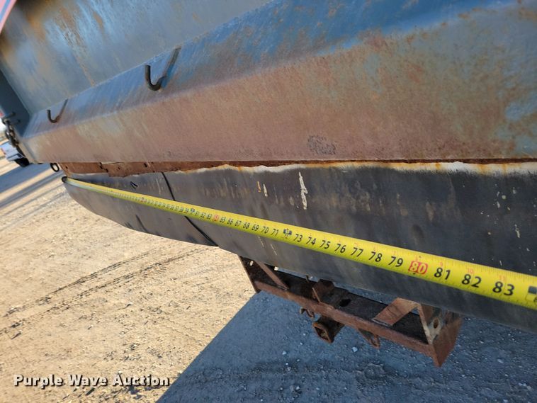 image for item OH9482 1998 International  4800 dump truck