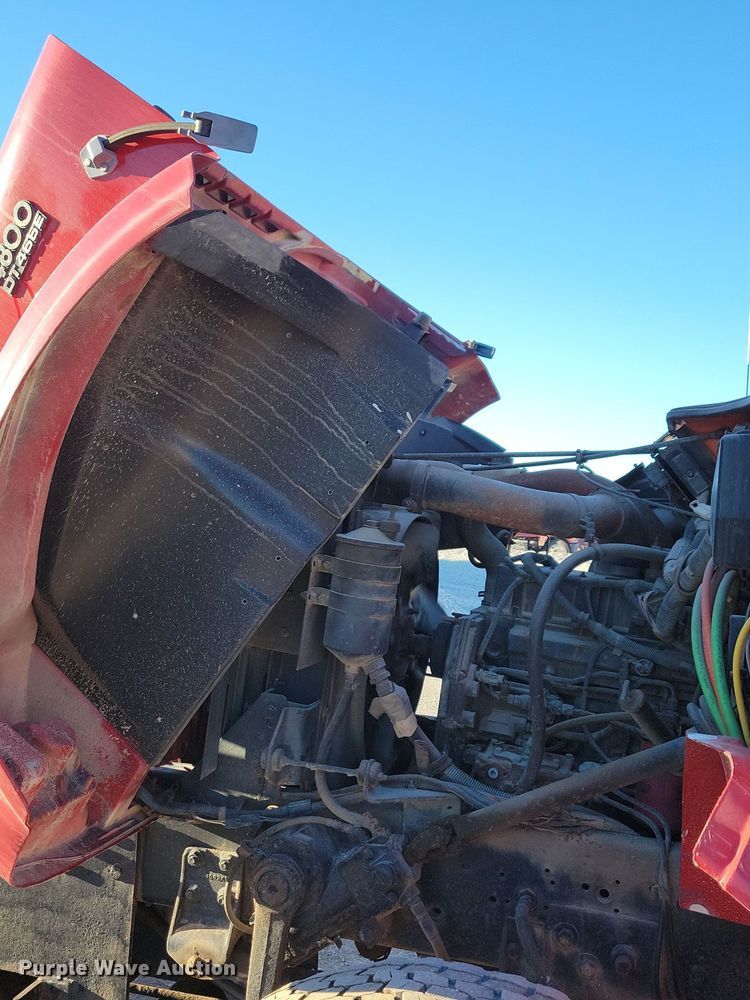 image for item OH9482 1998 International  4800 dump truck