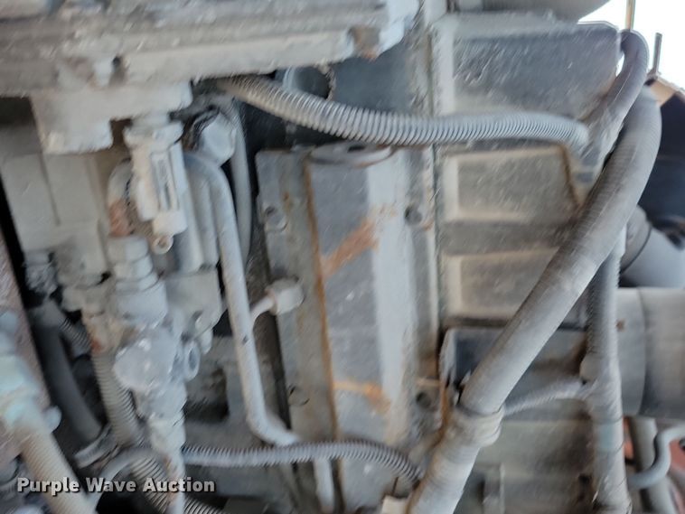 image for item OH9482 1998 International  4800 dump truck