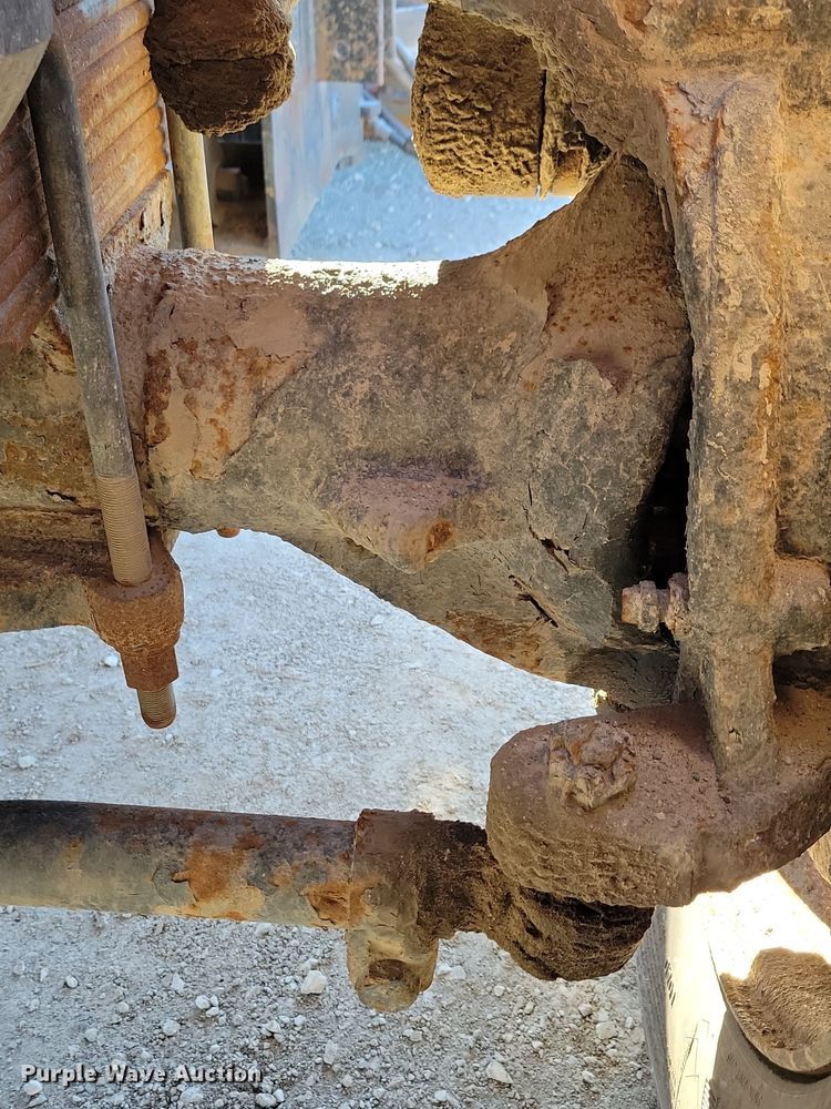 image for item OH9482 1998 International  4800 dump truck