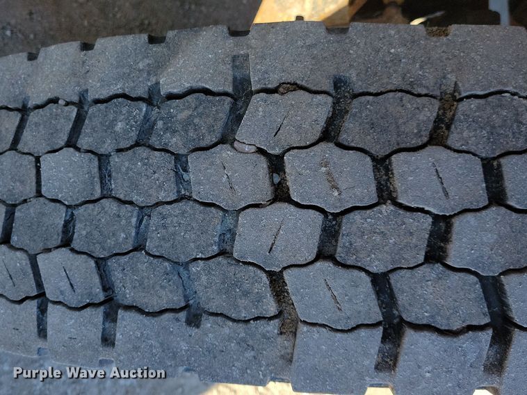 image for item OH9482 1998 International  4800 dump truck