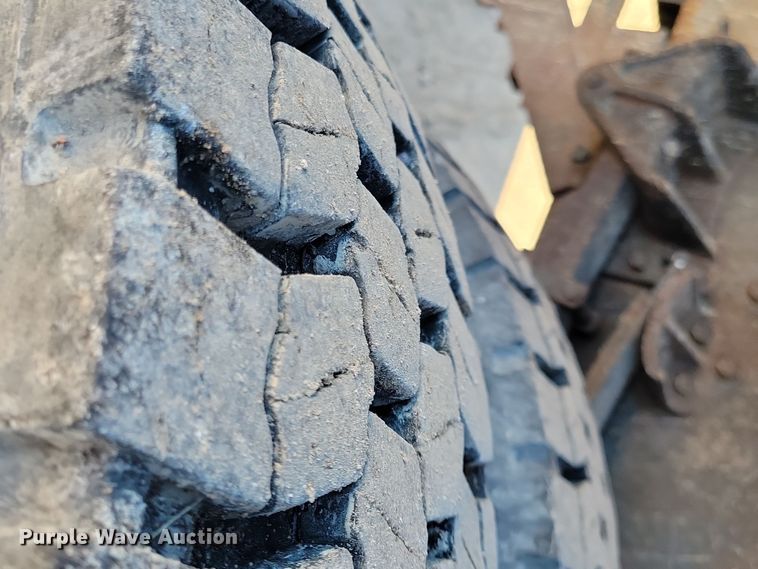 image for item OH9482 1998 International  4800 dump truck