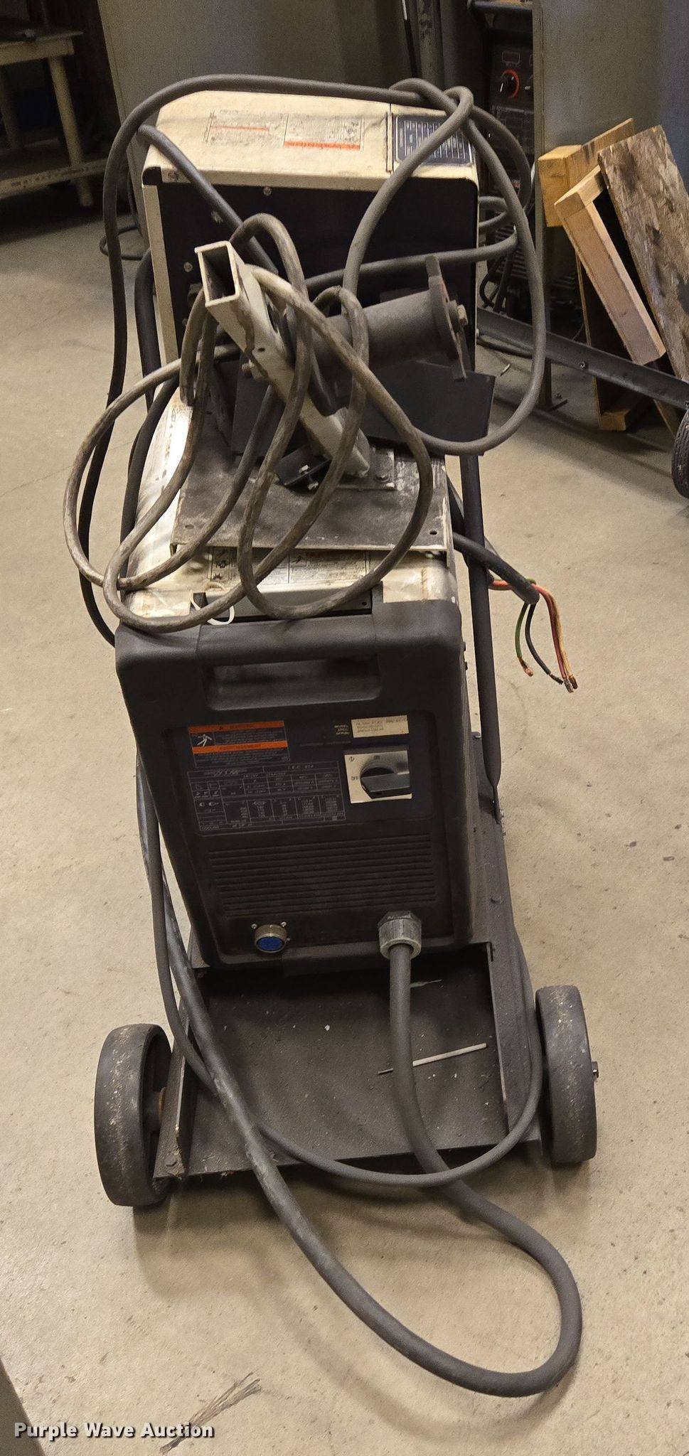 Hobart Arcsys Ultra Flex 350 welder in Pittsburg, KS | Item EN3548