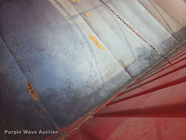 image for item DE2180 1986 GMC 7000 grain truck