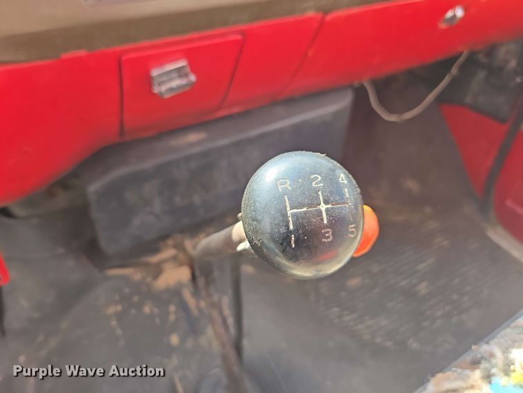 image for item DE2180 1986 GMC 7000 grain truck