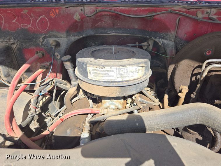 image for item DE2180 1986 GMC 7000 grain truck