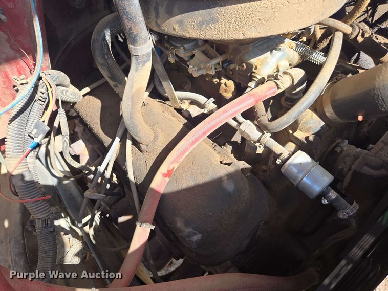 image for item DE2180 1986 GMC 7000 grain truck