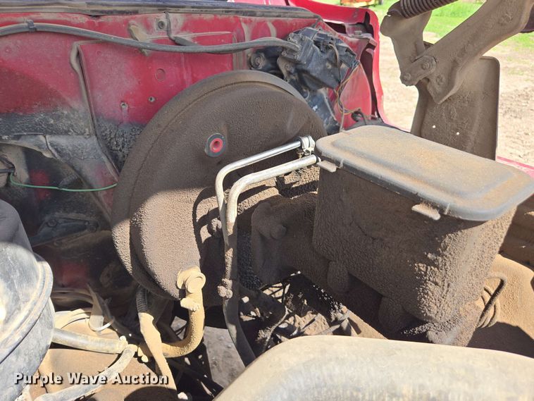 image for item DE2180 1986 GMC 7000 grain truck