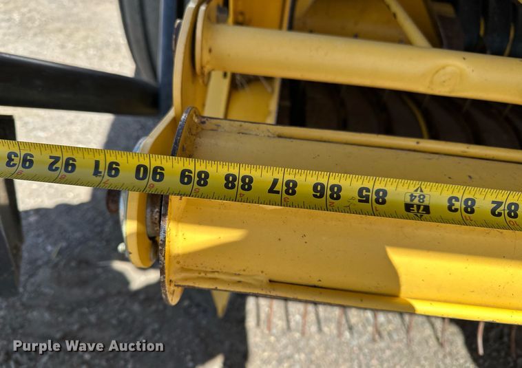 image for item DF8501 2018 New Holland 560RB round baler