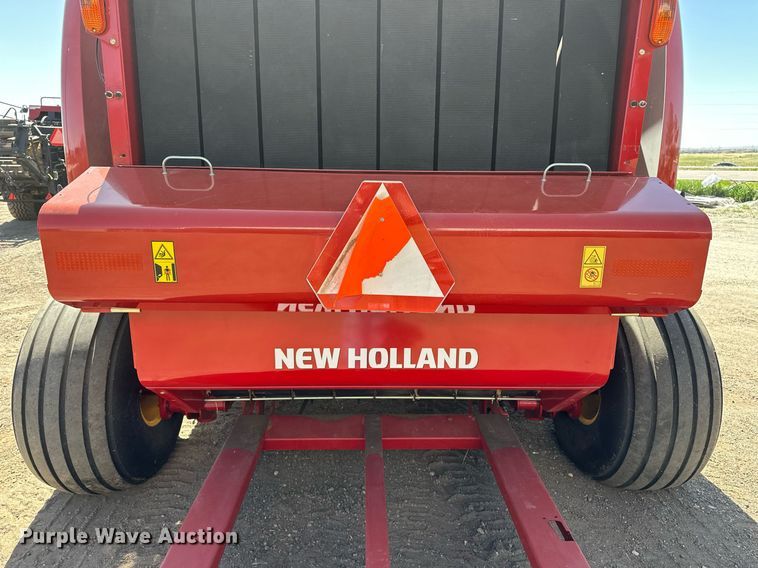 image for item DF8501 2018 New Holland 560RB round baler