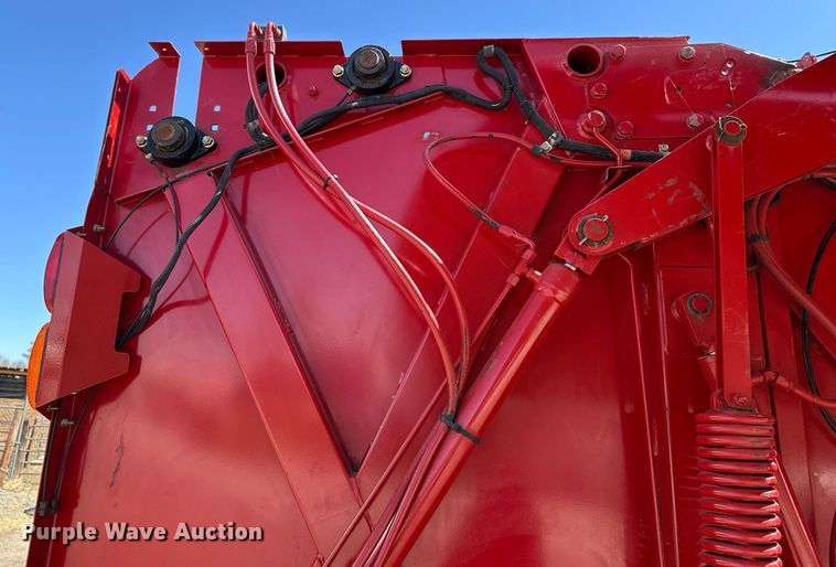 image for item DF8501 2018 New Holland 560RB round baler