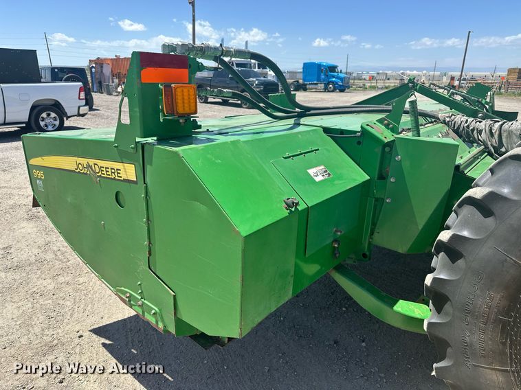 image for item DF8502 2013 John Deere R450 swather / windrower