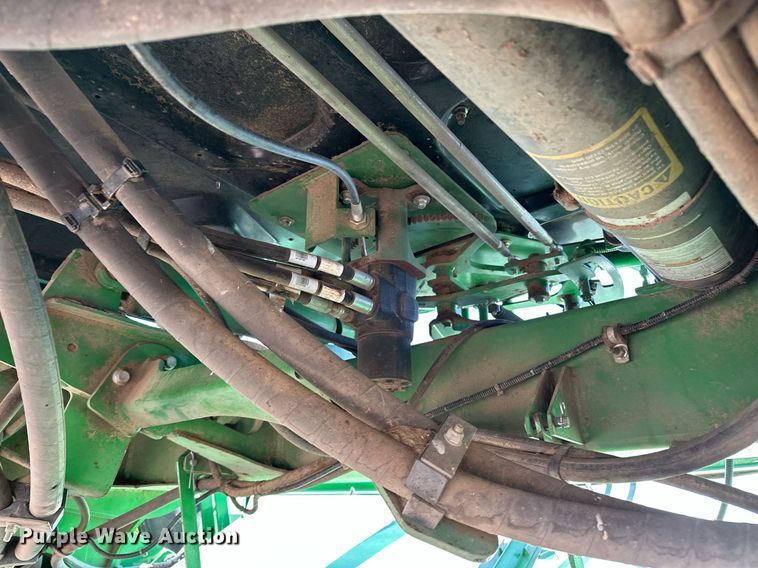 image for item DF8502 2013 John Deere R450 swather / windrower