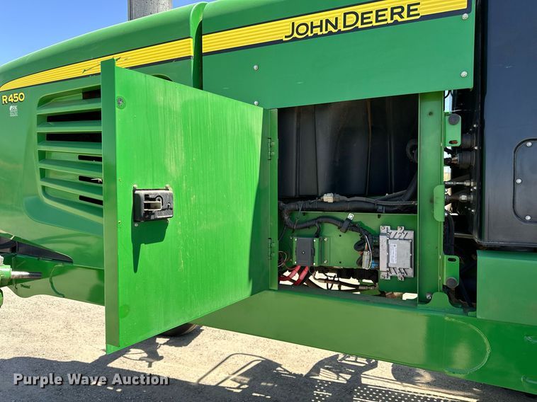 image for item DF8502 2013 John Deere R450 swather / windrower