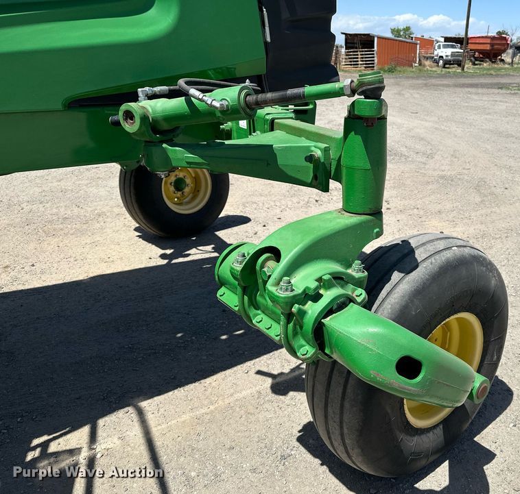 image for item DF8502 2013 John Deere R450 swather / windrower