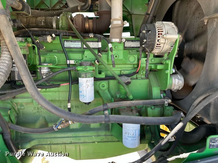 image for item DF8502 2013 John Deere R450 swather / windrower