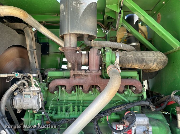 image for item DF8502 2013 John Deere R450 swather / windrower