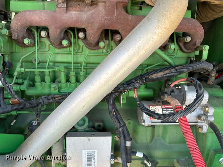 image for item DF8502 2013 John Deere R450 swather / windrower