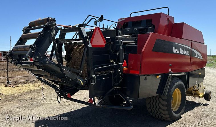 image for item DF8503 2003 New Holland BB940S large square baler