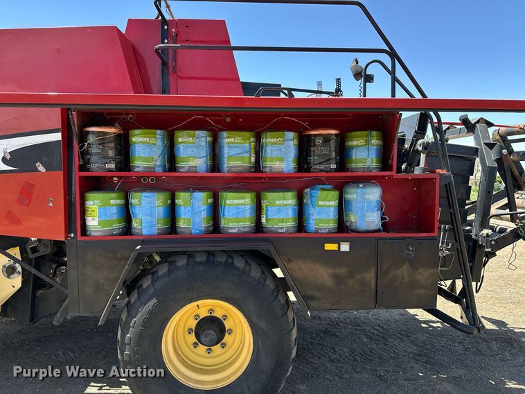 image for item DF8503 2003 New Holland BB940S large square baler