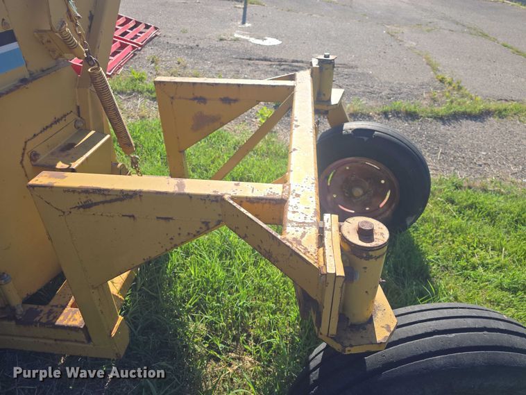 image for item DO7936 Vermeer 256  bale processor