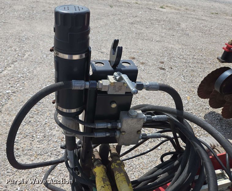 image for item DP6365 2019 McFarLane IC-5124-5FA vertical tillage