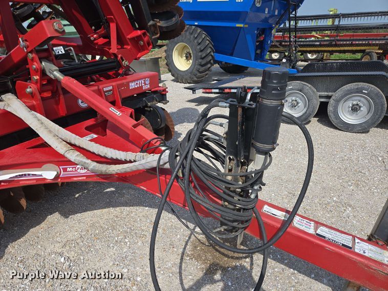 image for item DP6365 2019 McFarLane IC-5124-5FA vertical tillage