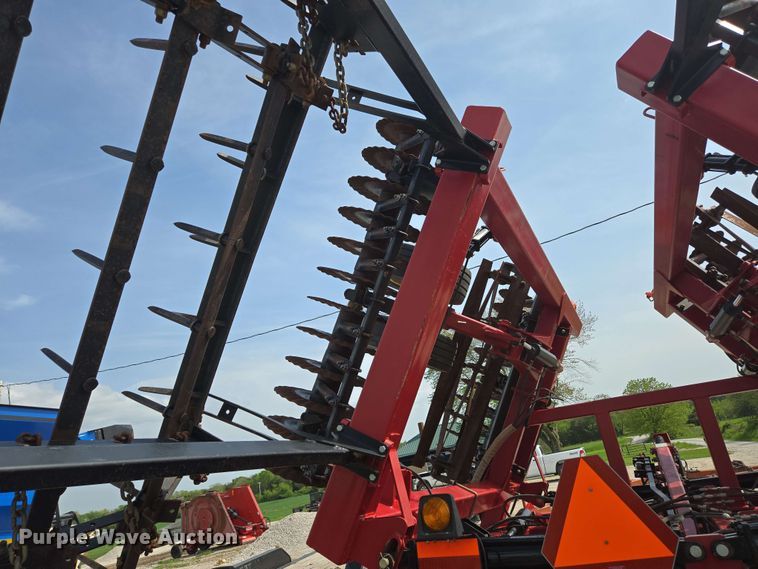 image for item DP6365 2019 McFarLane IC-5124-5FA vertical tillage