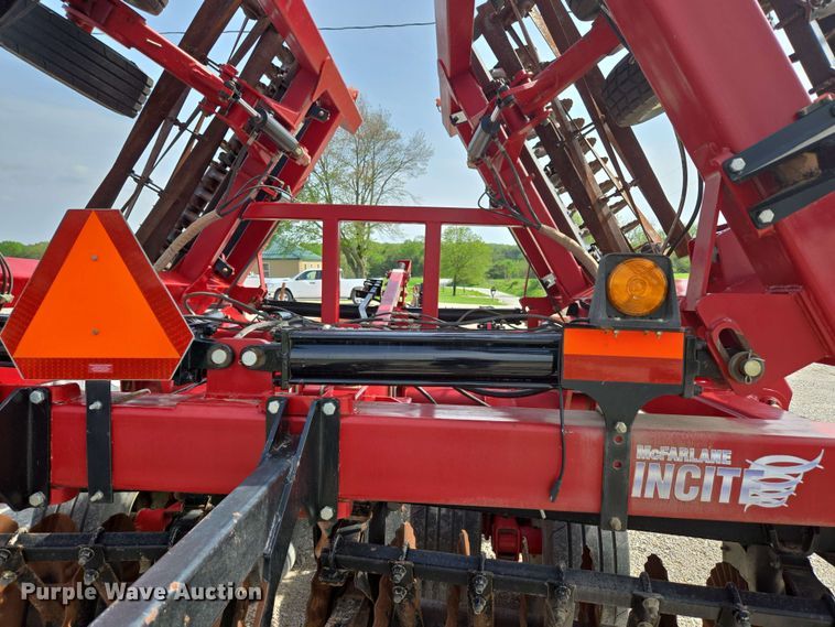 image for item DP6365 2019 McFarLane IC-5124-5FA vertical tillage