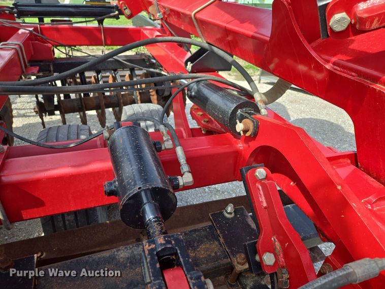 image for item DP6365 2019 McFarLane IC-5124-5FA vertical tillage