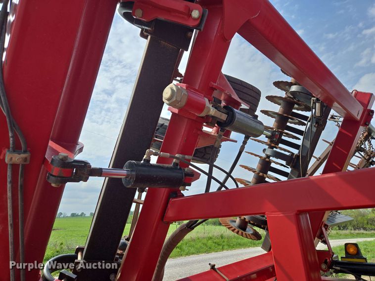 image for item DP6365 2019 McFarLane IC-5124-5FA vertical tillage