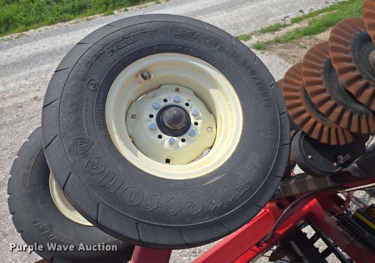 image for item DP6365 2019 McFarLane IC-5124-5FA vertical tillage