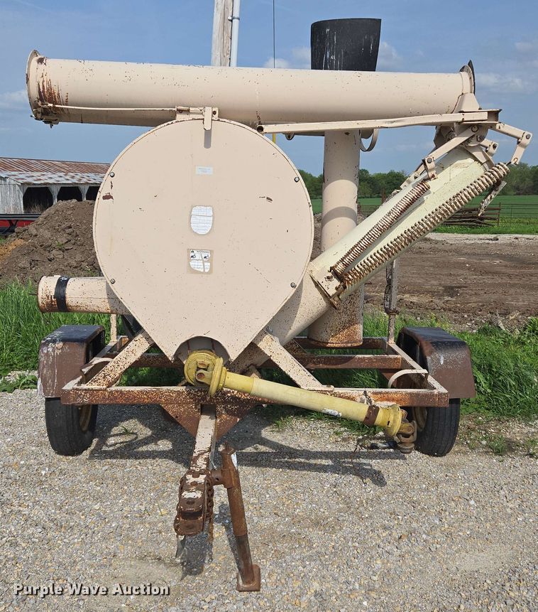 image for item DP6367 Rem 1026 grain vacuum