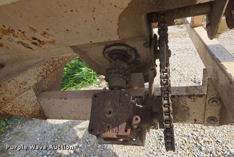 image for item DP6367 Rem 1026 grain vacuum