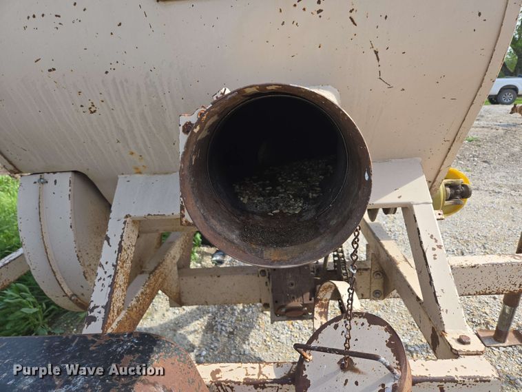 image for item DP6367 Rem 1026 grain vacuum