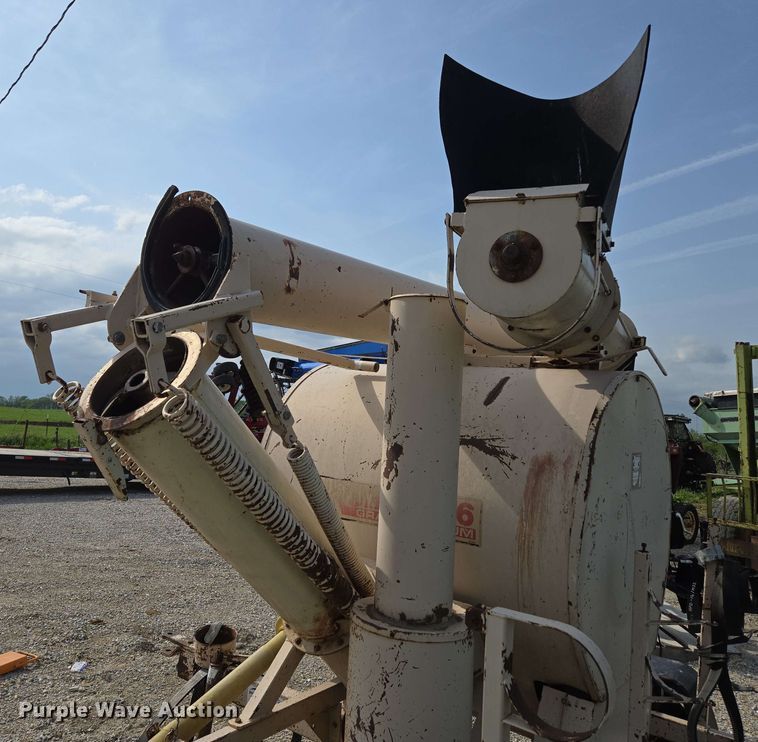 image for item DP6367 Rem 1026 grain vacuum