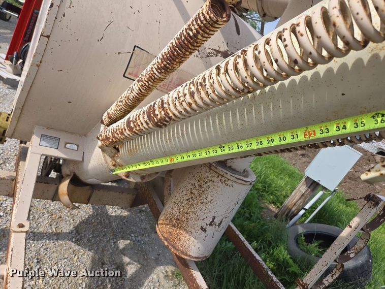 image for item DP6367 Rem 1026 grain vacuum