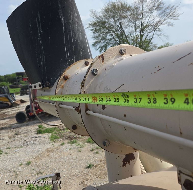 image for item DP6367 Rem 1026 grain vacuum