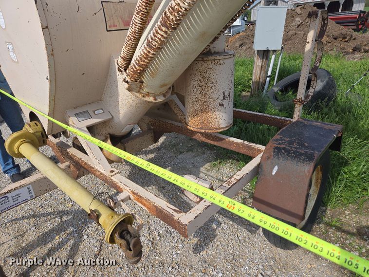 image for item DP6367 Rem 1026 grain vacuum