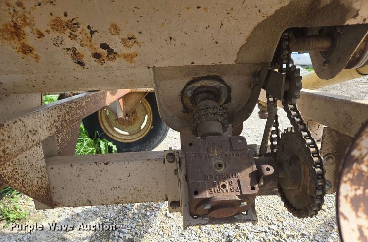 image for item DP6367 Rem 1026 grain vacuum