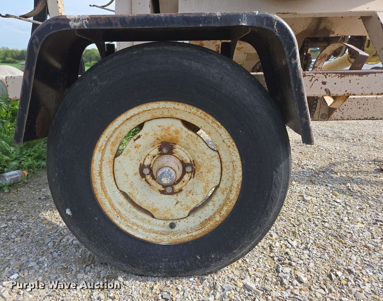 image for item DP6367 Rem 1026 grain vacuum