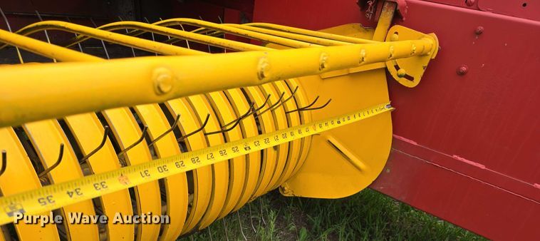 image for item DT6879 1983 New Holland 311 small square baler