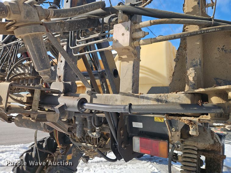 image for item DT7597 2008 Spra-Coupe 4460 sprayer