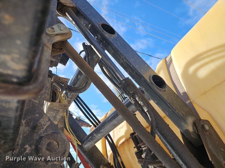 image for item DT7597 2008 Spra-Coupe 4460 sprayer