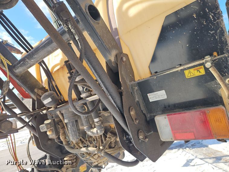 image for item DT7597 2008 Spra-Coupe 4460 sprayer