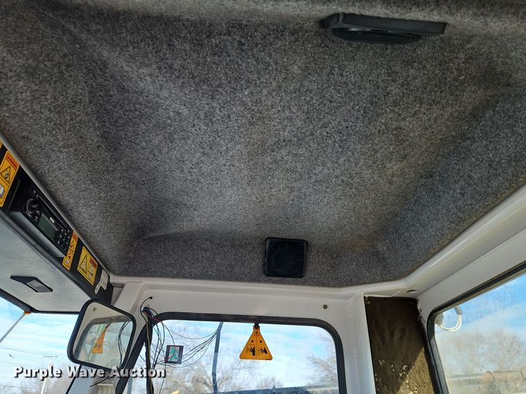 image for item DT7597 2008 Spra-Coupe 4460 sprayer